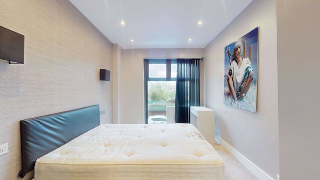 Express House, 100 Rolt Street, London SE8 5NN 1