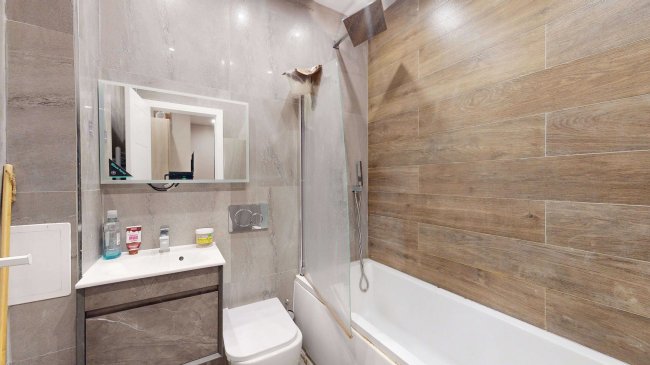 Express House, 100 Rolt Street, London SE8 5NN 1