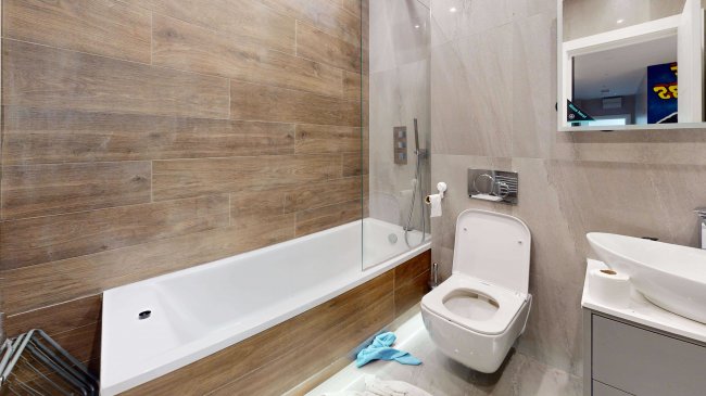 Express House, 100 Rolt Street, London SE8 5NN 1