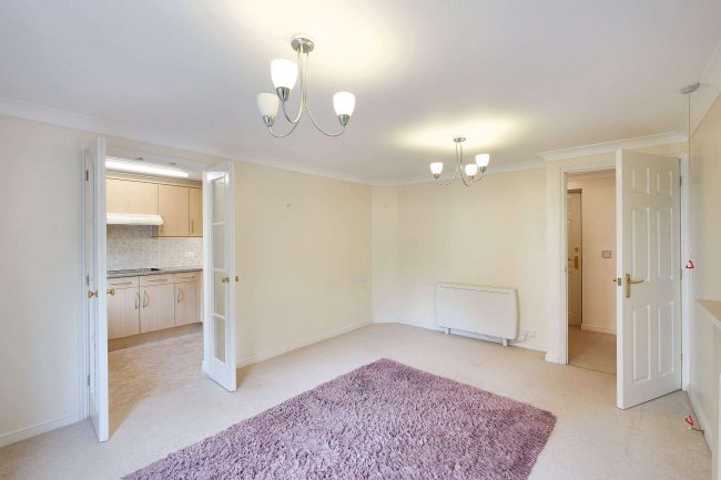 48 Townsend Court, High Street South, Rushden, NN10 0FR 7