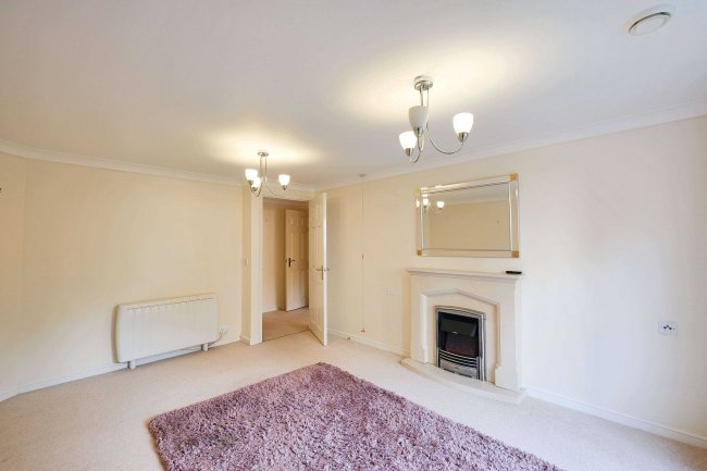 48 Townsend Court, High Street South, Rushden, NN10 0FR 7