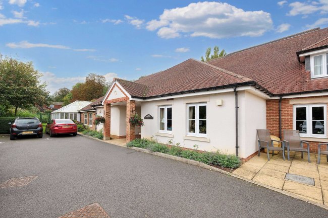 48 Townsend Court, High Street South, Rushden, NN10 0FR 7