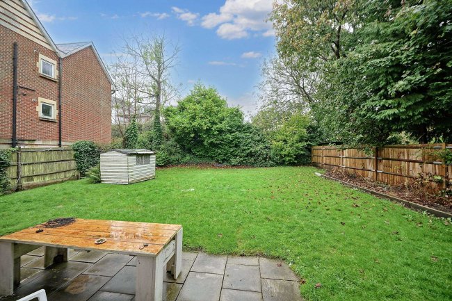 Flat B, 5 Amherst Road, Tunbridge Wells, Kent TN4 9LG 9