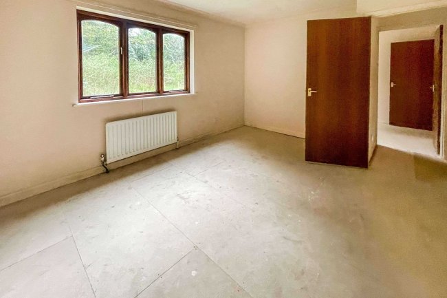 13 Poltimore Close, South Molton, EX36 4DD 9