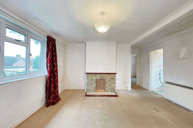 2 Rosemount Gardens, Musbury Road, Axminster, EX13 5AE 8