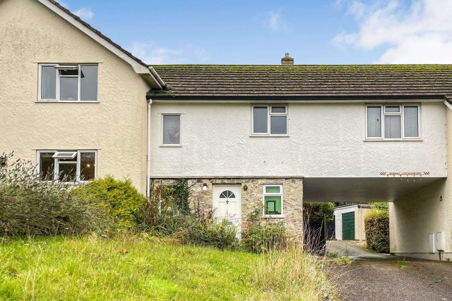 2 Rosemount Gardens, Musbury Road, Axminster, EX13 5AE 8