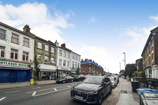 271 Portland Road, South Norwood, London, SE25 4XB 3