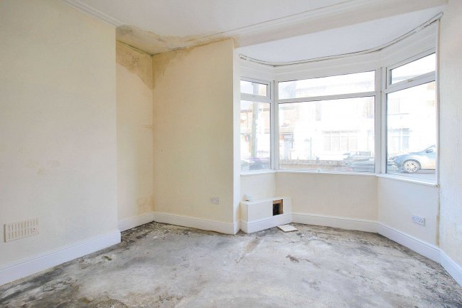 45 Grosvenor Road, Skegness, Lincolnshire, PE25 2DD 8