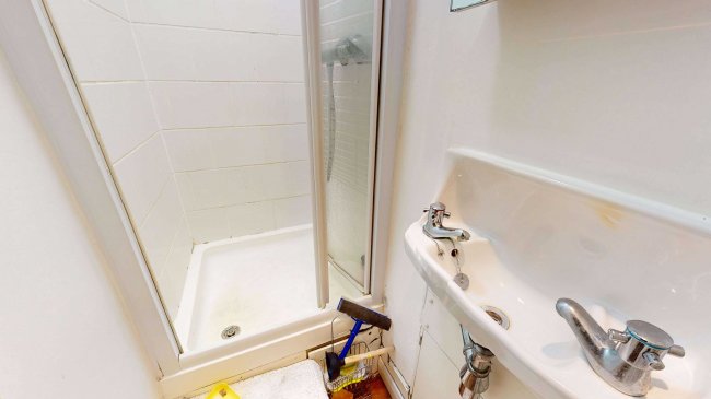 Flat A, 222 North End Road, Barons Court, London, W14 9NU 5