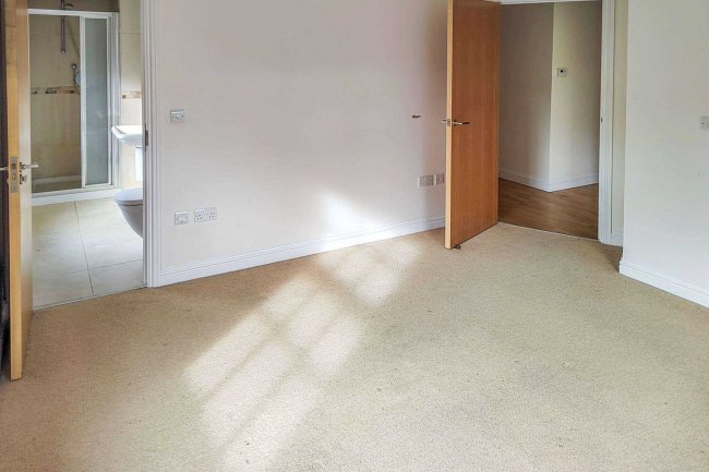 Flat 4, 6 The Avenue, Newmarket, Suffolk, CB8 9AA 4