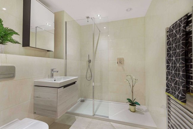 Apartment 15, Renaissance Bourne End, Wharf Lane, Bourne End, Buckinghamshire, SL8 5LU 2