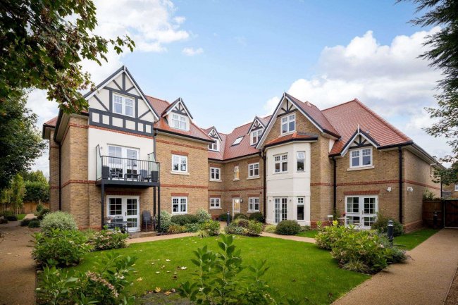 Apartment 18, Renaissance Bourne End, Wharf Lane, Bourne End, Buckinghamshire, SL8 5LU 3