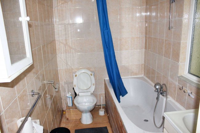 16 Battle Road, St. Leonards-on-Sea, TN37 7AB 6