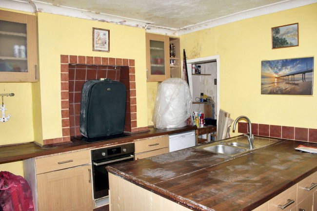 16 Battle Road, St. Leonards-on-Sea, TN37 7AB 6