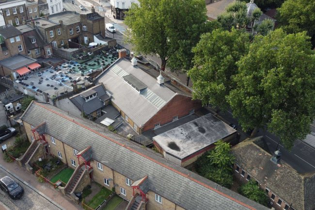 4-8 Creek Road, Deptford, London, SE8 3EL 4