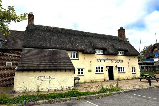 Bottle & Glass, Gibraltar, Aylesbury, Buckinghamshire HP17 8TY 30