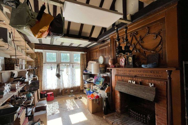 Carylls Country House, Faygate Lane, Faygate RH12 4SN 6