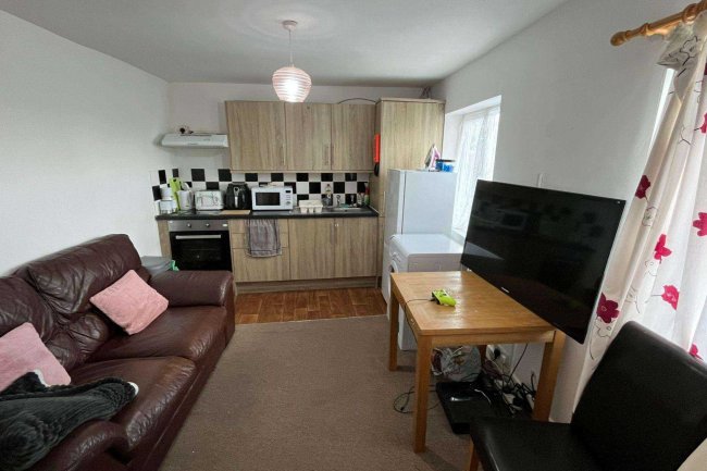 Carylls Country House, Faygate Lane, Faygate RH12 4SN 6