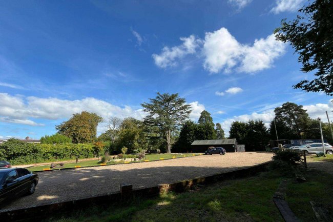 Carylls Country House, Faygate Lane, Faygate RH12 4SN 6