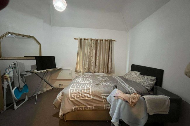 Carylls Country House, Faygate Lane, Faygate RH12 4SN 6