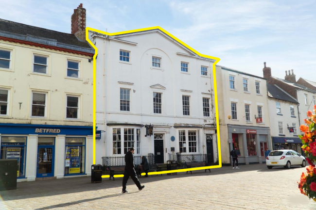 5-7 Market Place, Pontefract, WF8 1AG 25