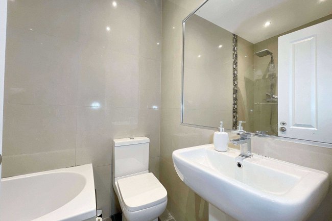 Flat 1, 79 East Street, Bedminster, Bristol, BS3 4EX 8