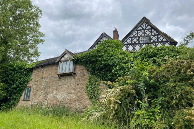 Tower House, 1 Tower Hill, Bromyard, Herefordshire HR7 4DF 8