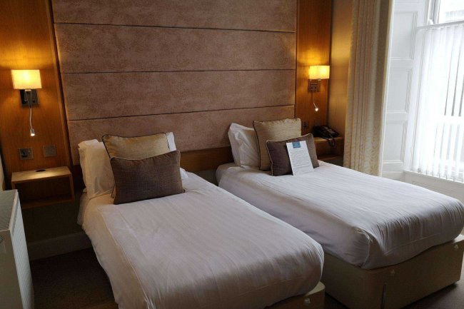 The Invicta Hotel, 11/12 Osborne Place, Lockyer Street, Plymouth PL1 2PU 26
