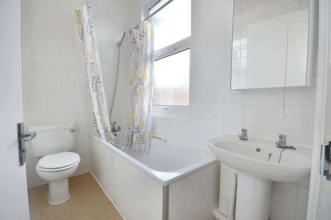 15A Ullswater Road, West Norwood, London SE27 0AL 1