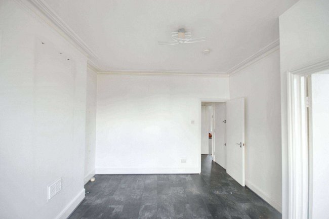 15A Ullswater Road, West Norwood, London SE27 0AL 1