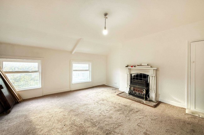 53 Beach Road, South Shields, Tyne And Wear, NE33 2QU 3