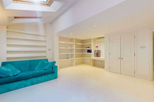 6 Montpelier Square, Knightsbridge, London SW7 1JT 5