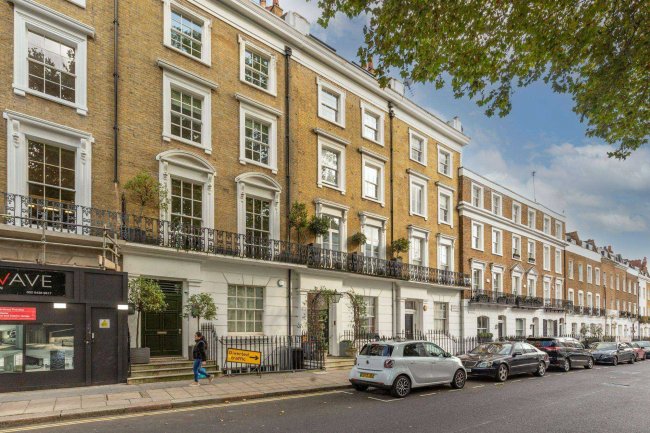 6 Montpelier Square, Knightsbridge, London SW7 1JT 5
