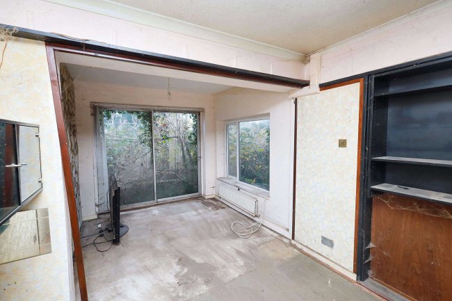 26 Sullivan Crescent, Harefield, Uxbridge, UB9 6NL 3