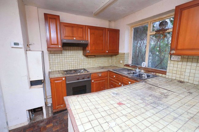 26 Sullivan Crescent, Harefield, Uxbridge, UB9 6NL 3