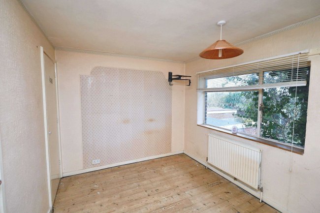 26 Sullivan Crescent, Harefield, Uxbridge, UB9 6NL 3