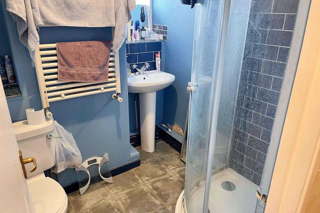 Flat 411, Chalmers House, York Road, Battersea, London, SW11 3QT 7