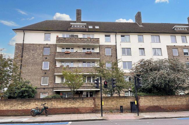 Flat 411, Chalmers House, York Road, Battersea, London, SW11 3QT 7