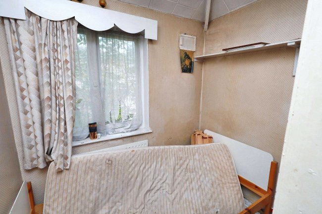 81 Ledgers Road, Slough, Berkshire, SL1 2RQ 3