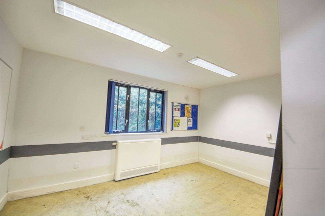 The Westbury Centre, Fairfield Road, Framlingham, Woodbridge IP13 9LE 6