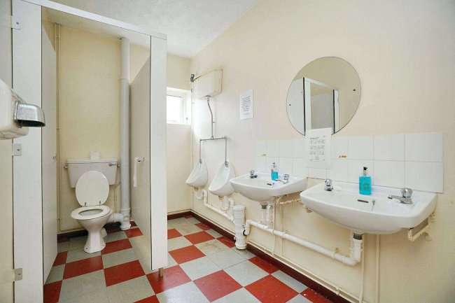 Brigade Hall, 8 Saunders Avenue, Bedworth CV12 8RJ 5