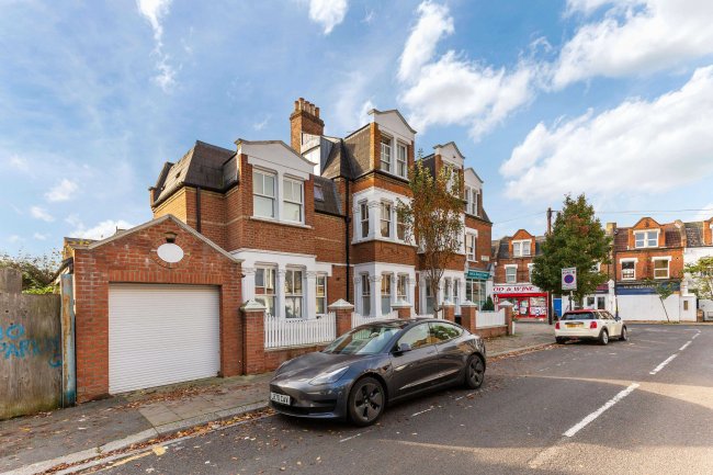 197 Acton Lane, Chiswick, London, W4 5DA 13