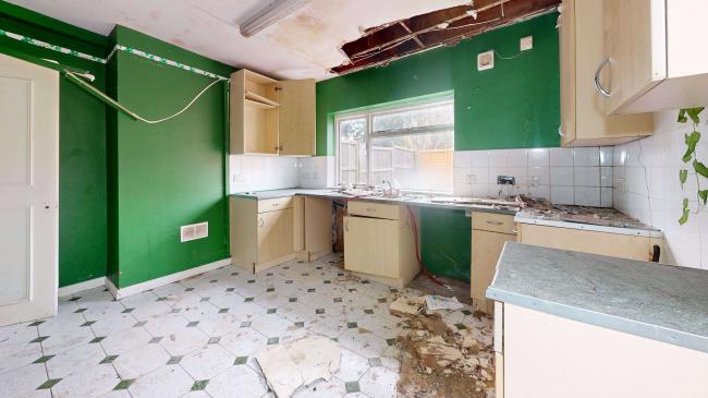 Ground Floor Flat, 8 Wycliffe Road, Wimbledon, London, SW19 1ER 5