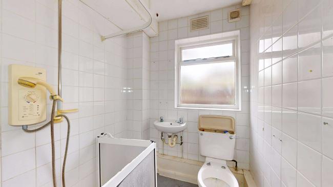 Ground Floor Flat, 8 Wycliffe Road, Wimbledon, London, SW19 1ER 5