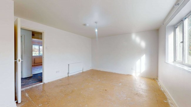 16 Milk Street, Beckton, London E16 2NG 4