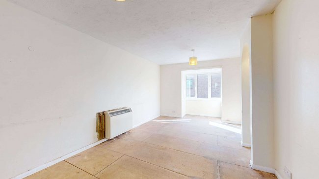 14 Perry Avenue, Acton, London, W3 6YQ 5