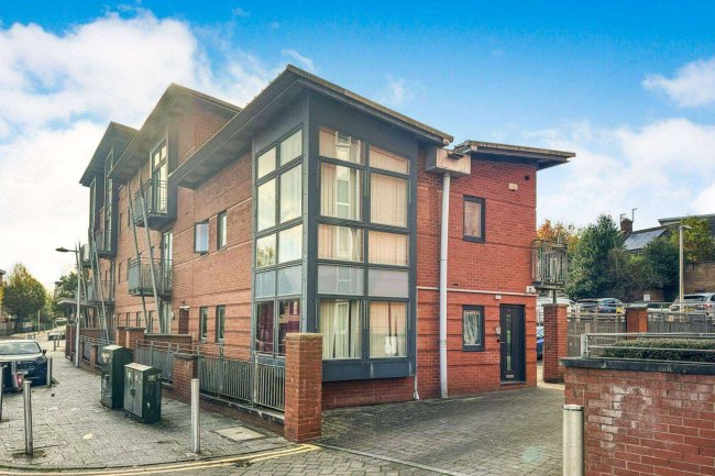 9 Rickman Drive, Edgbaston, Birmingham, B15 2AL 6