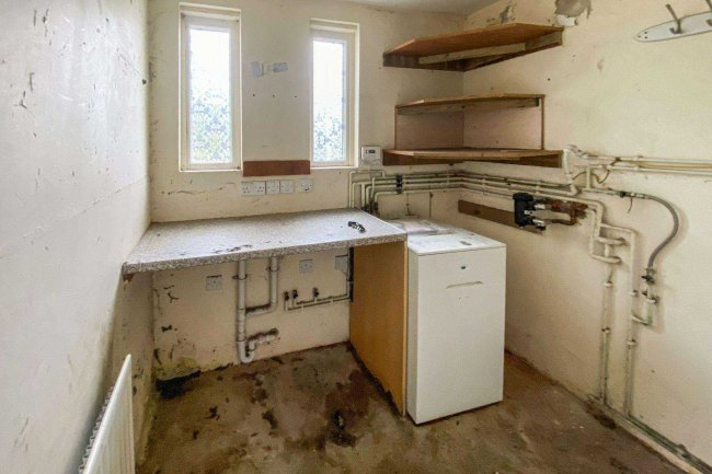 9 Fisher Place, Thirlmere, Keswick, Cumbria, CA12 4TW 1