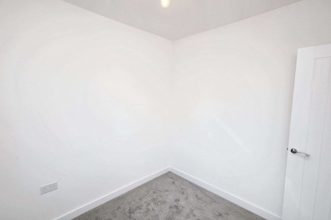 12 Sleaford Green, Watford, WD19 7EB 2