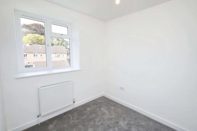 12 Sleaford Green, Watford, WD19 7EB 2